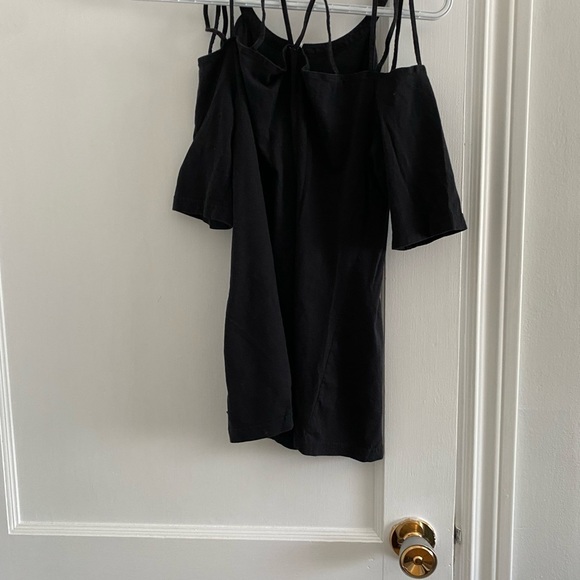 🍍 3/30 Fabletics size medium - Picture 3 of 3